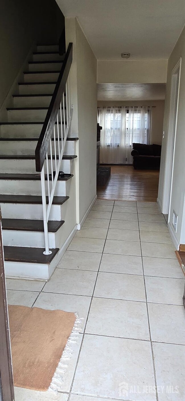 Photo - 78 Highview Dr
