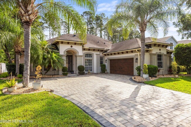 Photo - 552 Saddlestone Dr House