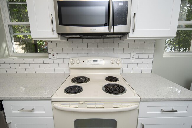 Photo - 2302 12th St