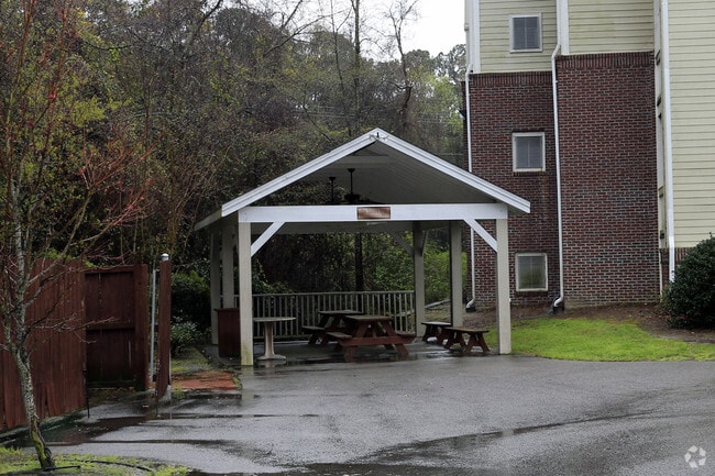 Photo - Laurel Hill Senior Apartments
