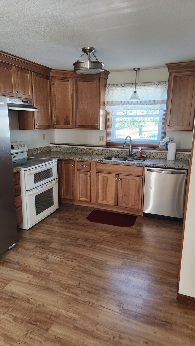 Building Photo - 161 Riviera Dr Rental