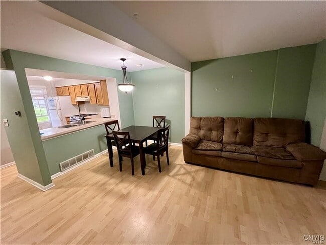 Photo - 4431 Heritage Dr