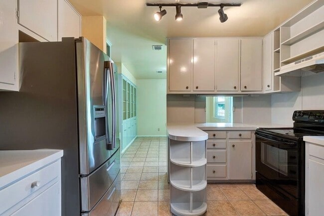 Photo - 1703 Rockbridge Terrace