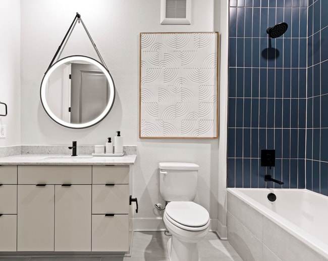 Photo - 239 W 9th St Unit 711.44