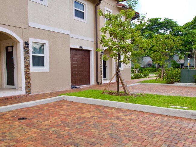 Photo - 5982 NW 94th Ave