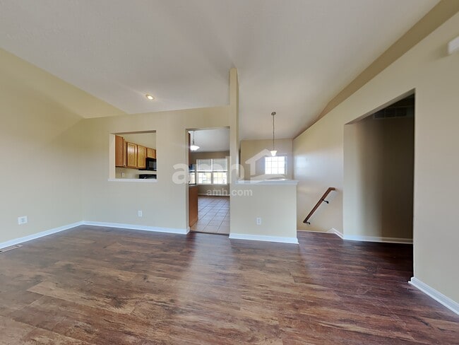 Photo - 10357 Sharpsburg Dr