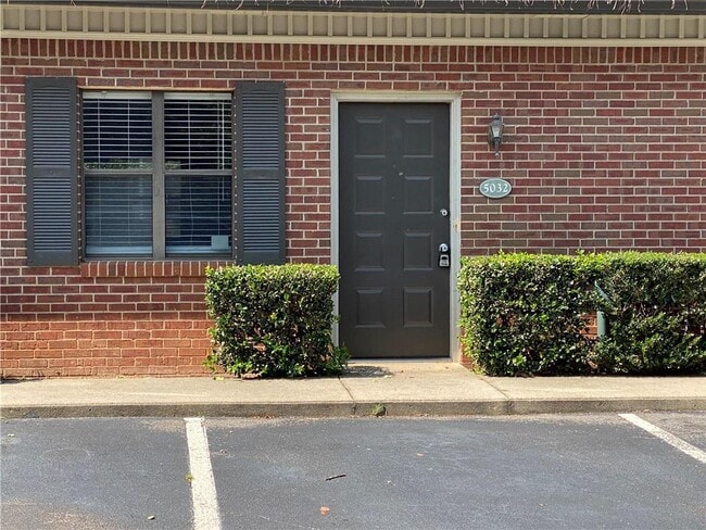 Building Photo - 5032 Top Cat Ct