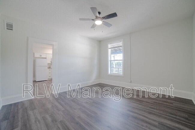 Photo - 11 N Central Ave Unit 301