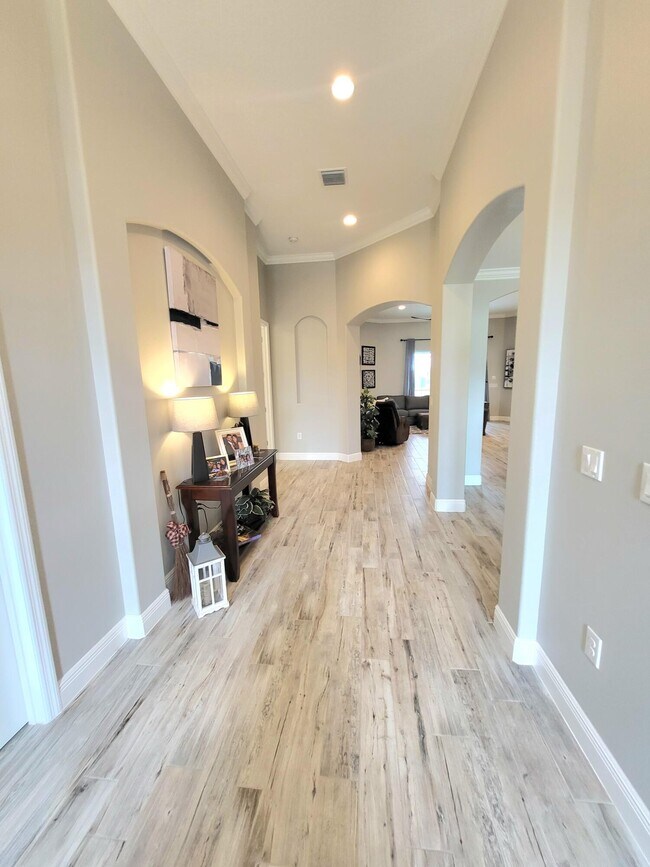 Photo - 8341 Paragrass Ave