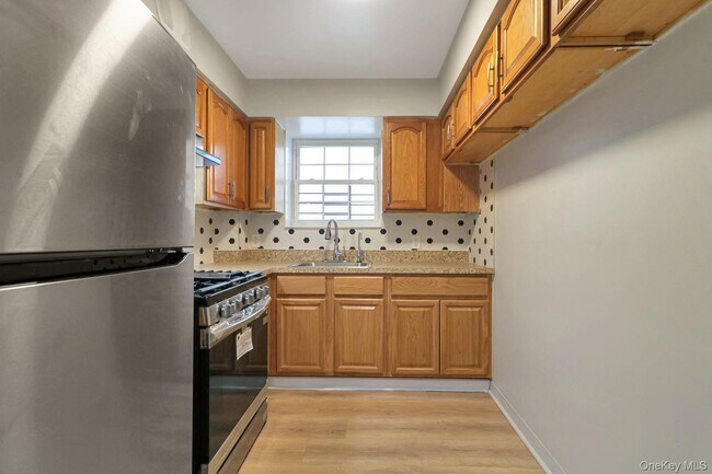Photo - 1051 Cauldwell Ave Unit 3