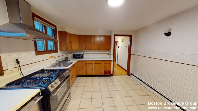 Photo - 5 Oswald St Unit 1