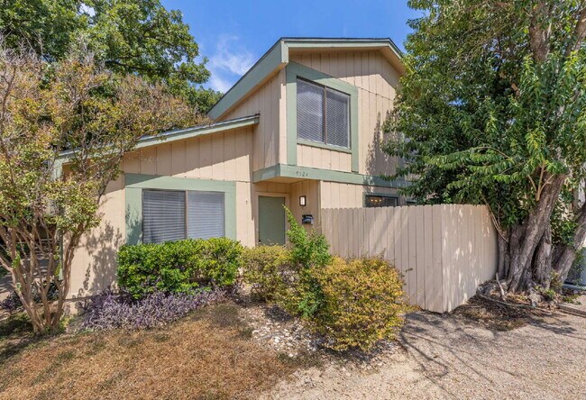 Photo - 9524 Quail Village Ln