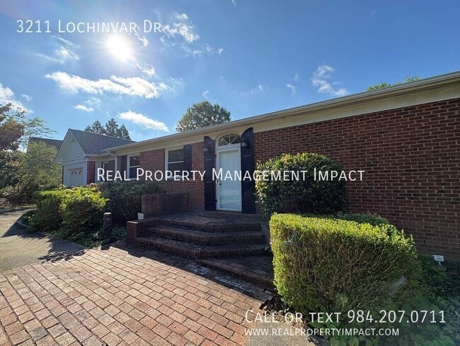 Photo - 3211 Lochinvar Dr