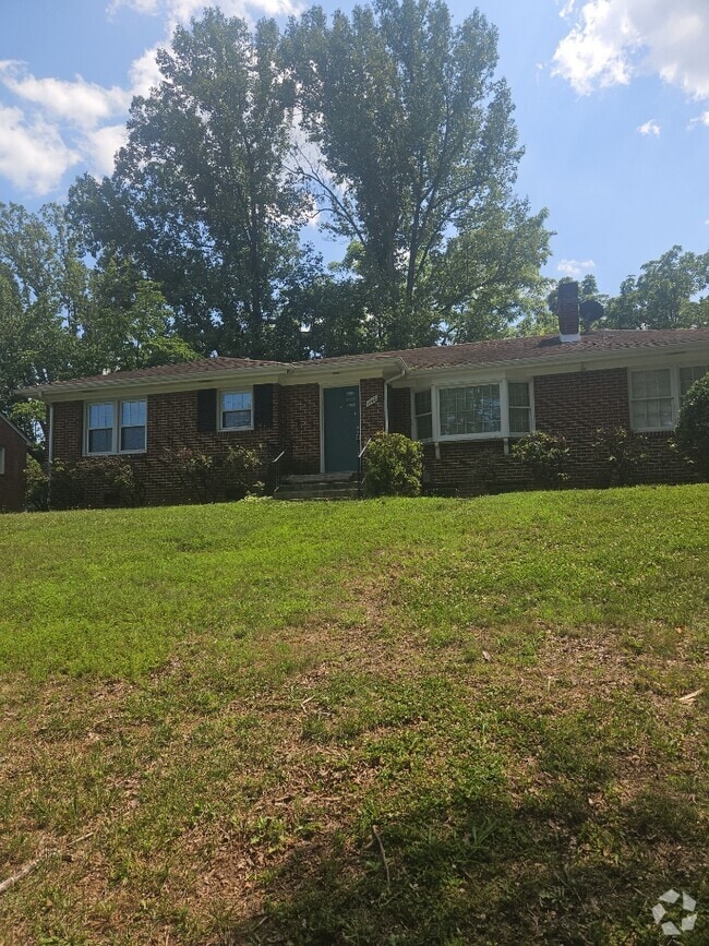 Building Photo - 1140 Persinger Rd SW Rental