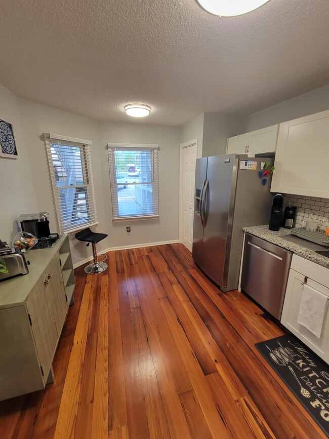 Photo - 1850 Atlantic Dr