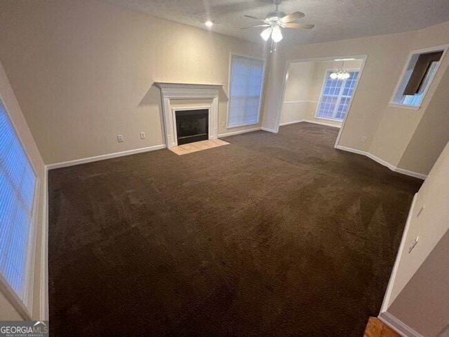 Photo - 1233 Crystal Bend