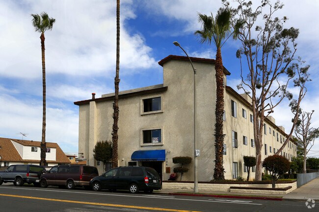 McDonald Apartments - McDonald Apartments