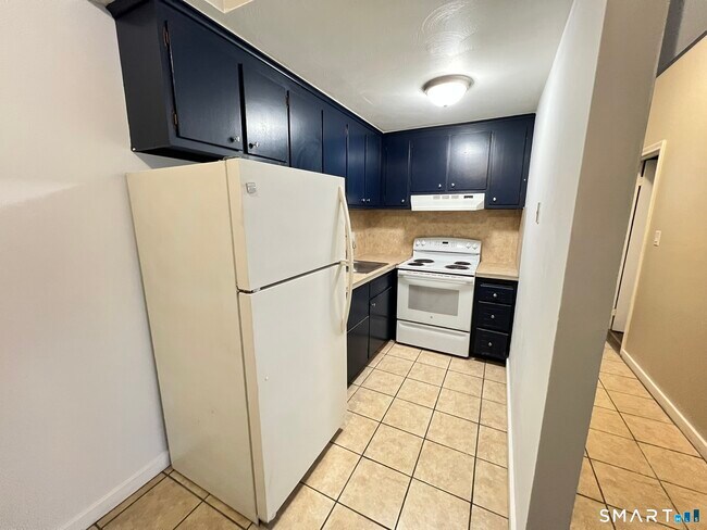 Photo - 515 Emmett St Unit B11