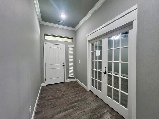 Photo - 2350 Cameo Ln