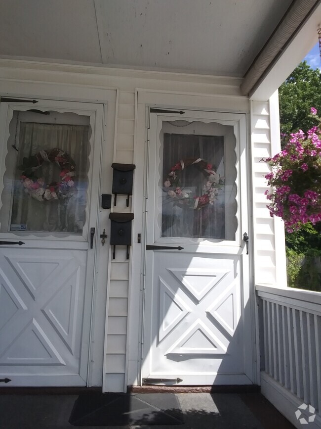 Apartments For Rent in Gloversville, NY 9 Rentals