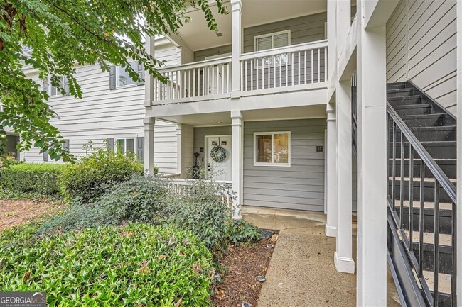 Building Photo - 15 Little Silver Ct