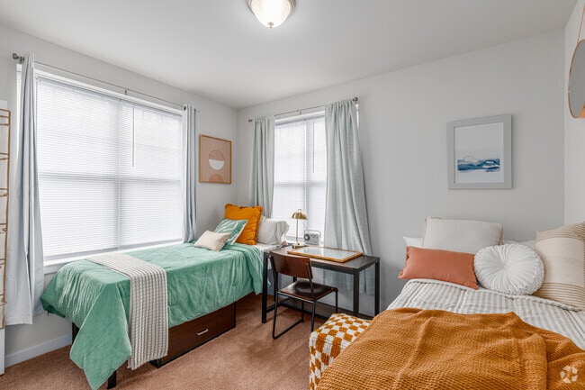 3BR, 2BA - 1,300SF - Second Bedroom