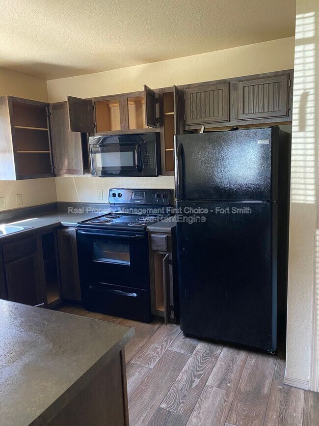 Photo - 318 S 12th St