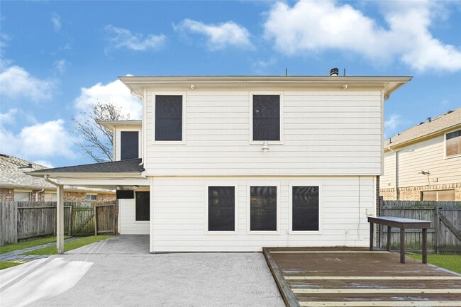 Building Photo - 15911 Breanna Ln