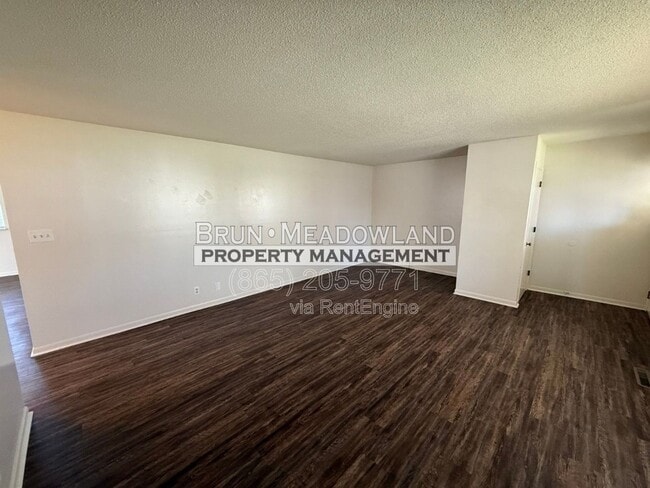 Photo - 3719 Mooers St