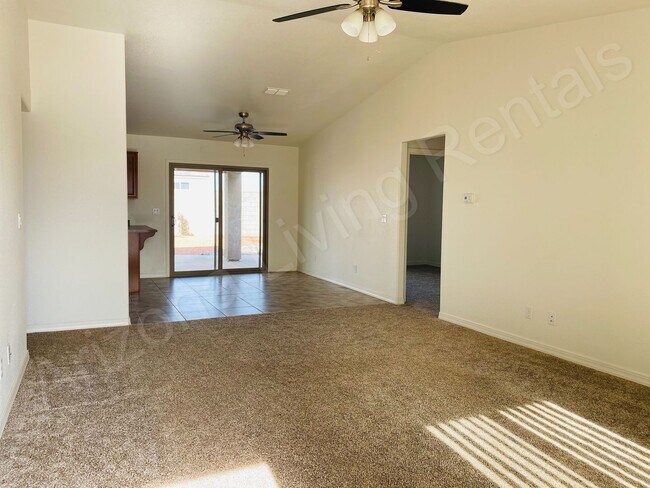 Photo - BEAUTIFUL 3 BEDROOM 2 CAR GARAGE HOME