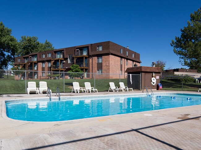 Photo - Candlewood Apartments