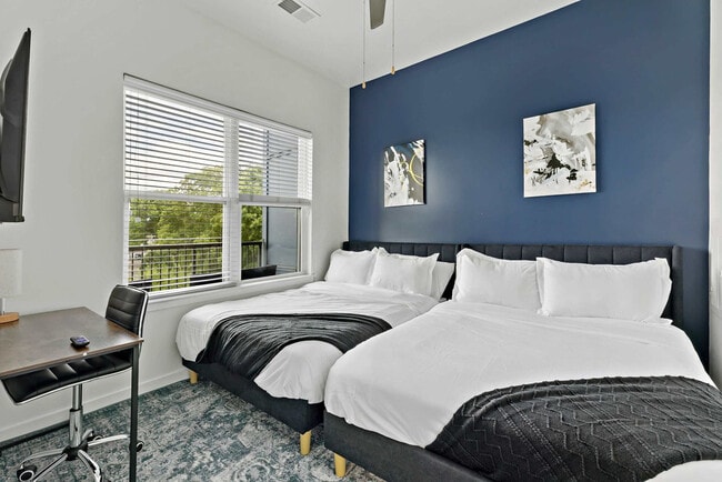209 S Kings Dr Unit SI ID1273596P