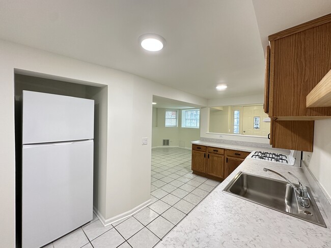 Photo - 5806 N Broadway St Unit 1C