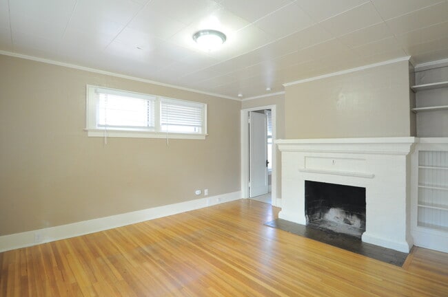 Photo - 5030 9th Ave NE