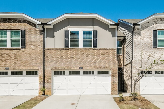 Building Photo - 1632 Villageside Ct