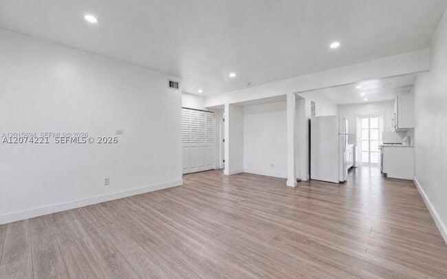 Photo - 8550 Byron Ave Unit 2G