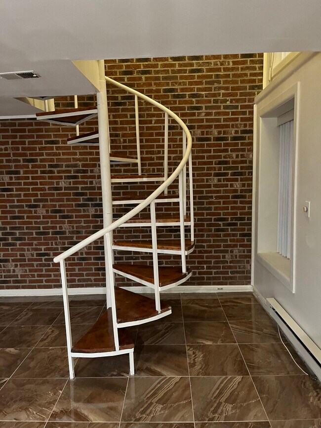 Photo - 1306 Kenyon St NW Unit Duplex apartment