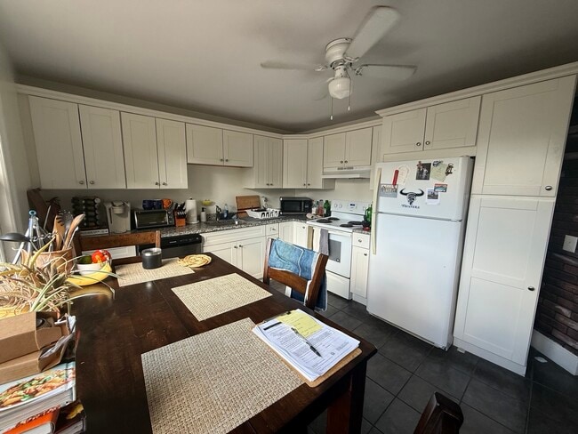 Photo - 50 Vinal Ave Unit 2