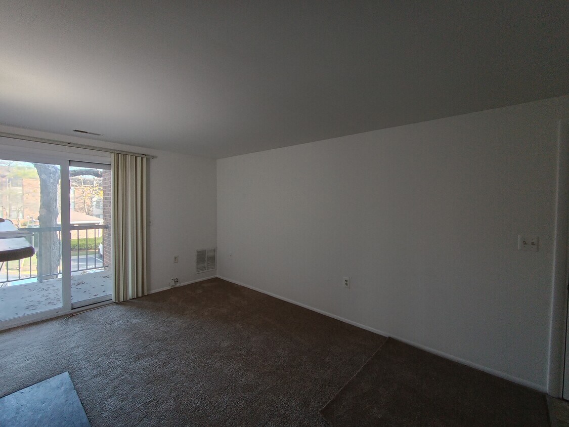 Photo - 13211 Chalet Pl (Germantown, MD)