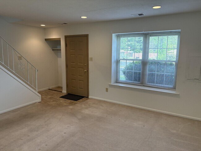 Photo - 167 Sunshine Dr