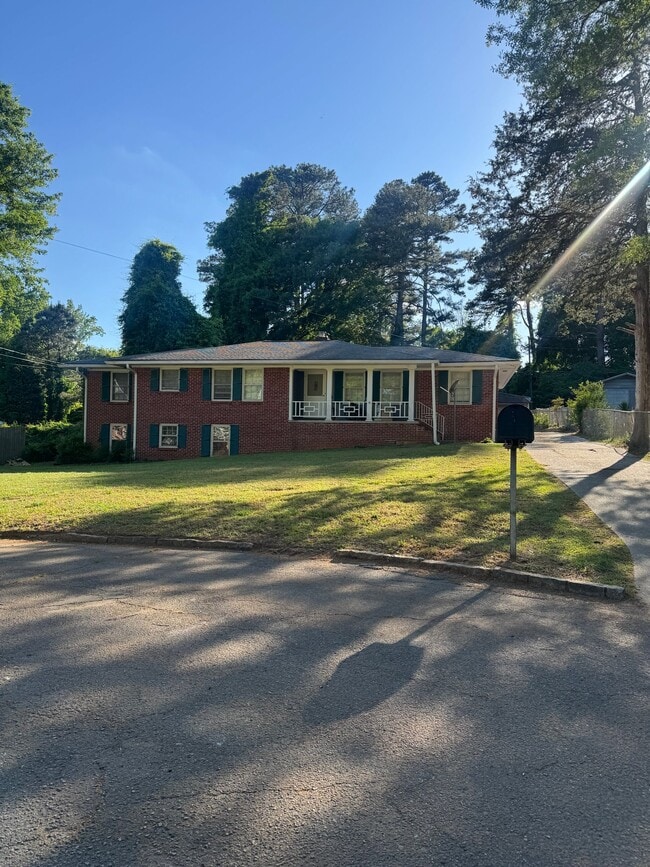 Building Photo - 2164 Hannah Ln