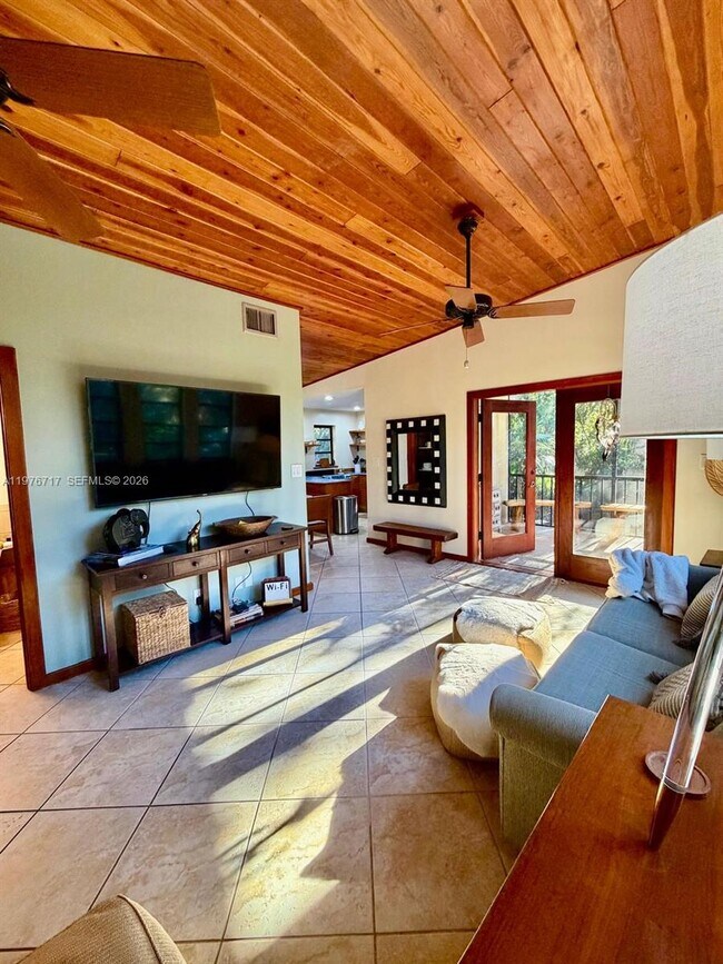 Photo - 1615 Harbor Dr