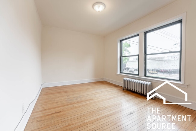 Photo - 2338 N Spaulding Ave Unit 1B