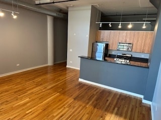 1224 W Van Buren St