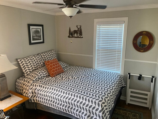 Photo - 1237 E Pleasant Run Pkwy S Dr