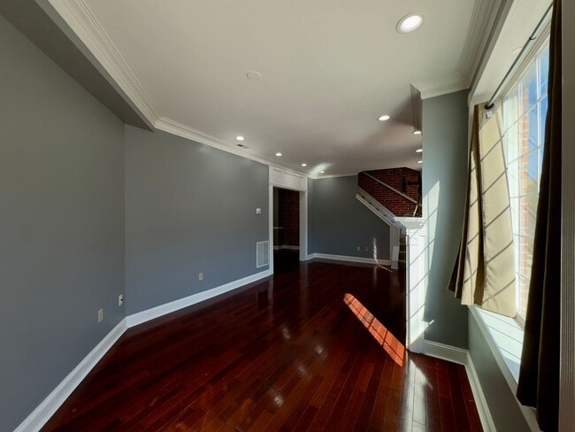 Photo - Charming 2Bed/2.5Bath in Washington Vilage - Extra Space in the Basement