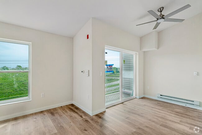 Classic One Bed 1BR, 1BA - 512SF - Living Room - Hometown Grove Apartments