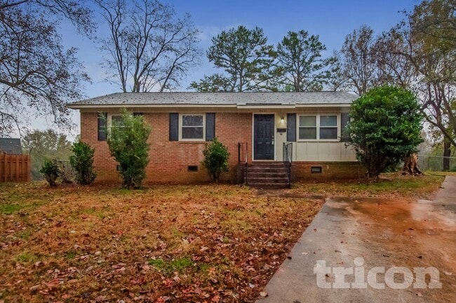 Building Photo - 9421 Spruce Pine Pl