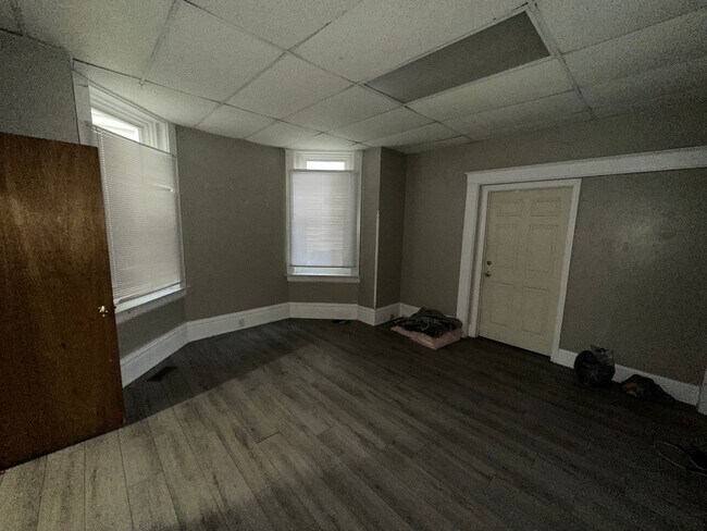 Photo - 4 Bedroom House Available Next to UC Campus