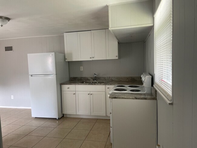 Photo - 1414 14th St E Unit A